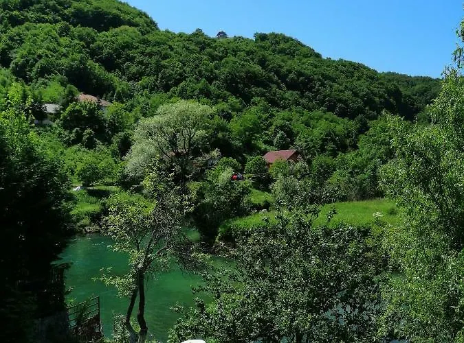 Appartement Domacinstvo Una-ostrovica Kulen Vakuf